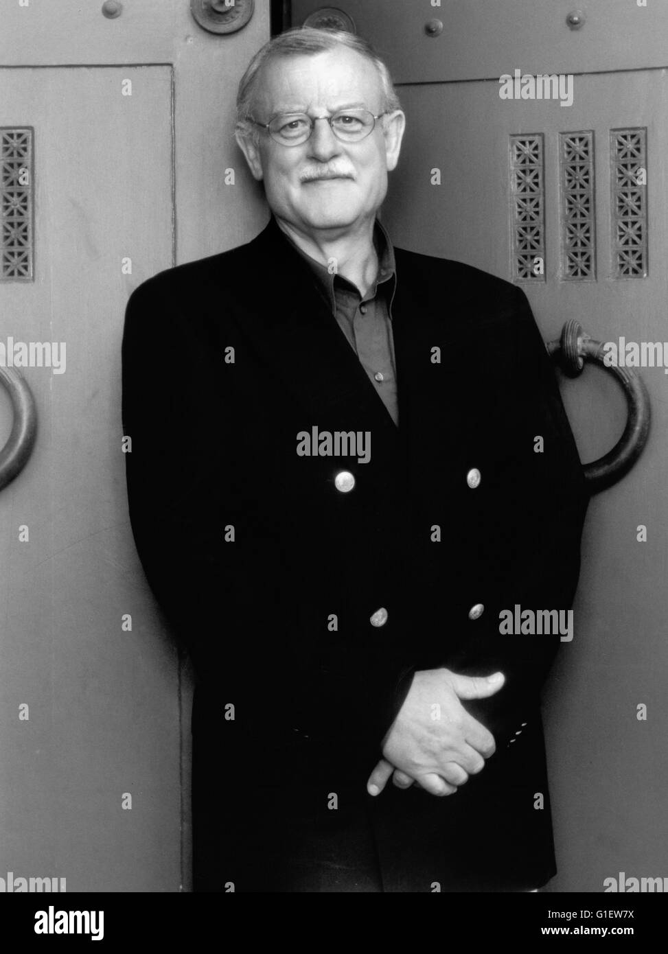 Der britische Sänger, Liedermacher und Kunstpfeifer Roger Whittaker, 1990er Jahre. British singer, song writer and whistler Roger Whittaker, 1990s. Stock Photo