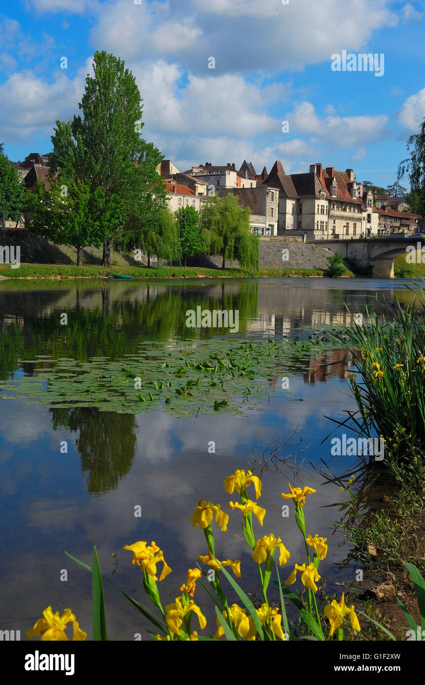 Perigueux, Isle River, UNESCO World Heritage site, Perigord Blanc ...