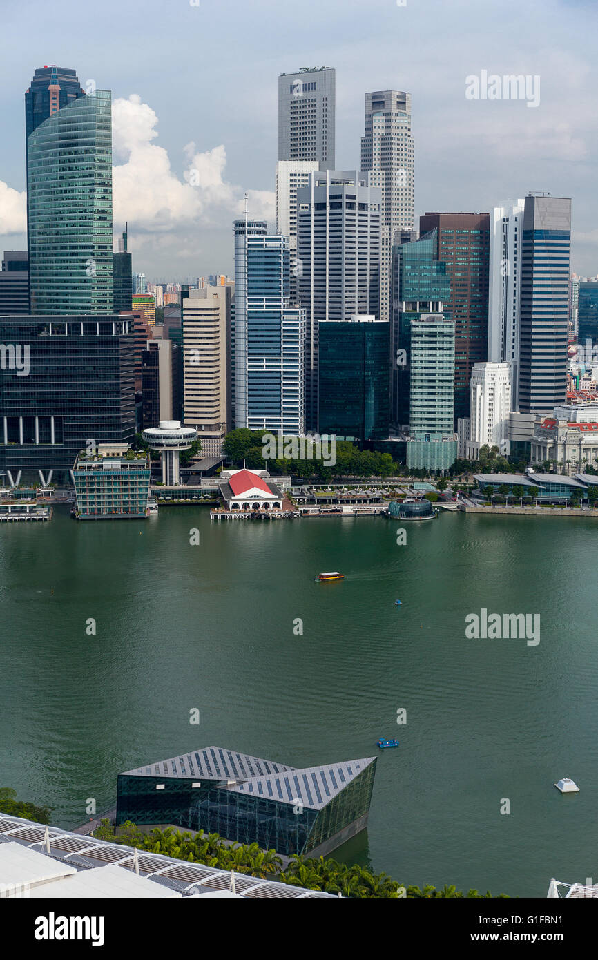 Singapore city skyline hi-res stock photography and images - Alamy