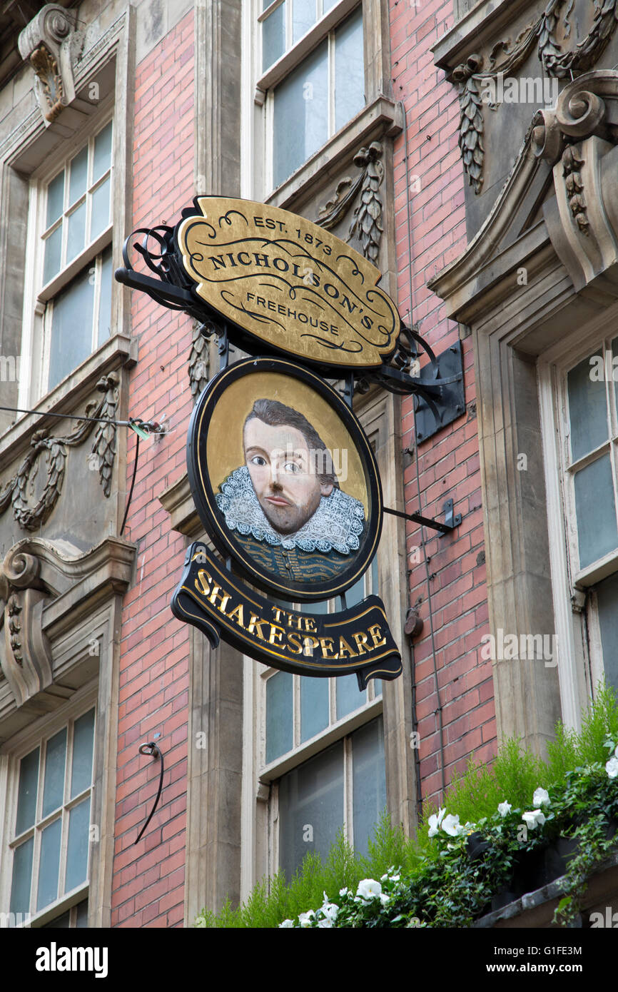 Shakespeare Pub Sign, Birmingham, England, UK Stock Photo