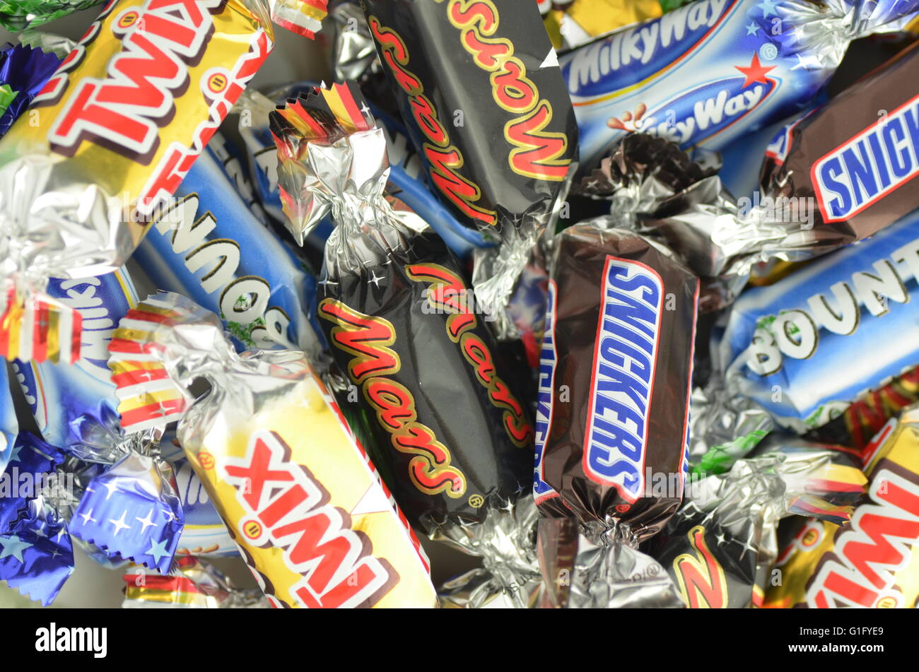 Closeup of Snickers, Mars, Bounty, Milky Way,Twix candies Stock Photo -  Alamy