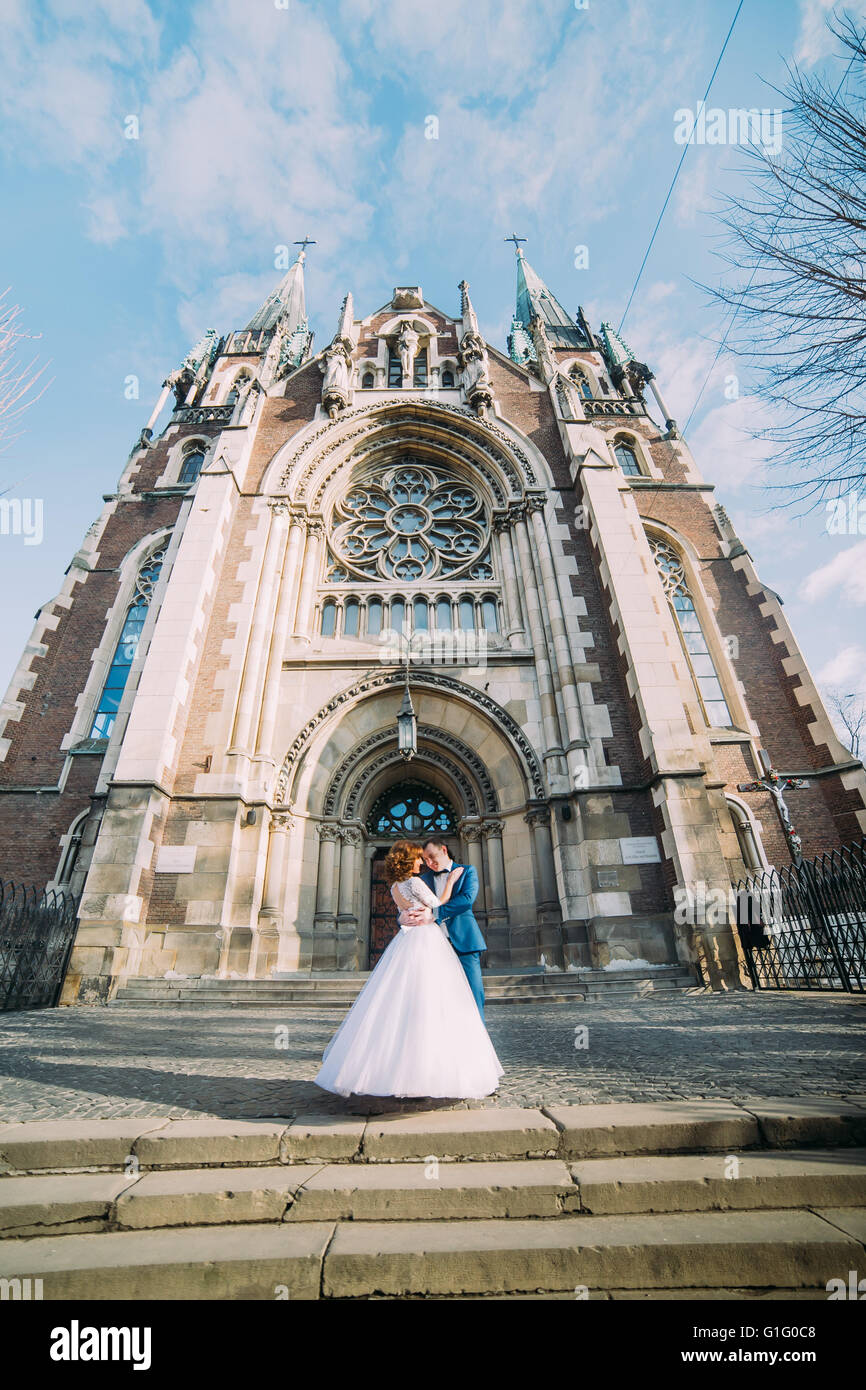 Happy gorgeous bride groom in hi-res stock photography and images - Alamy