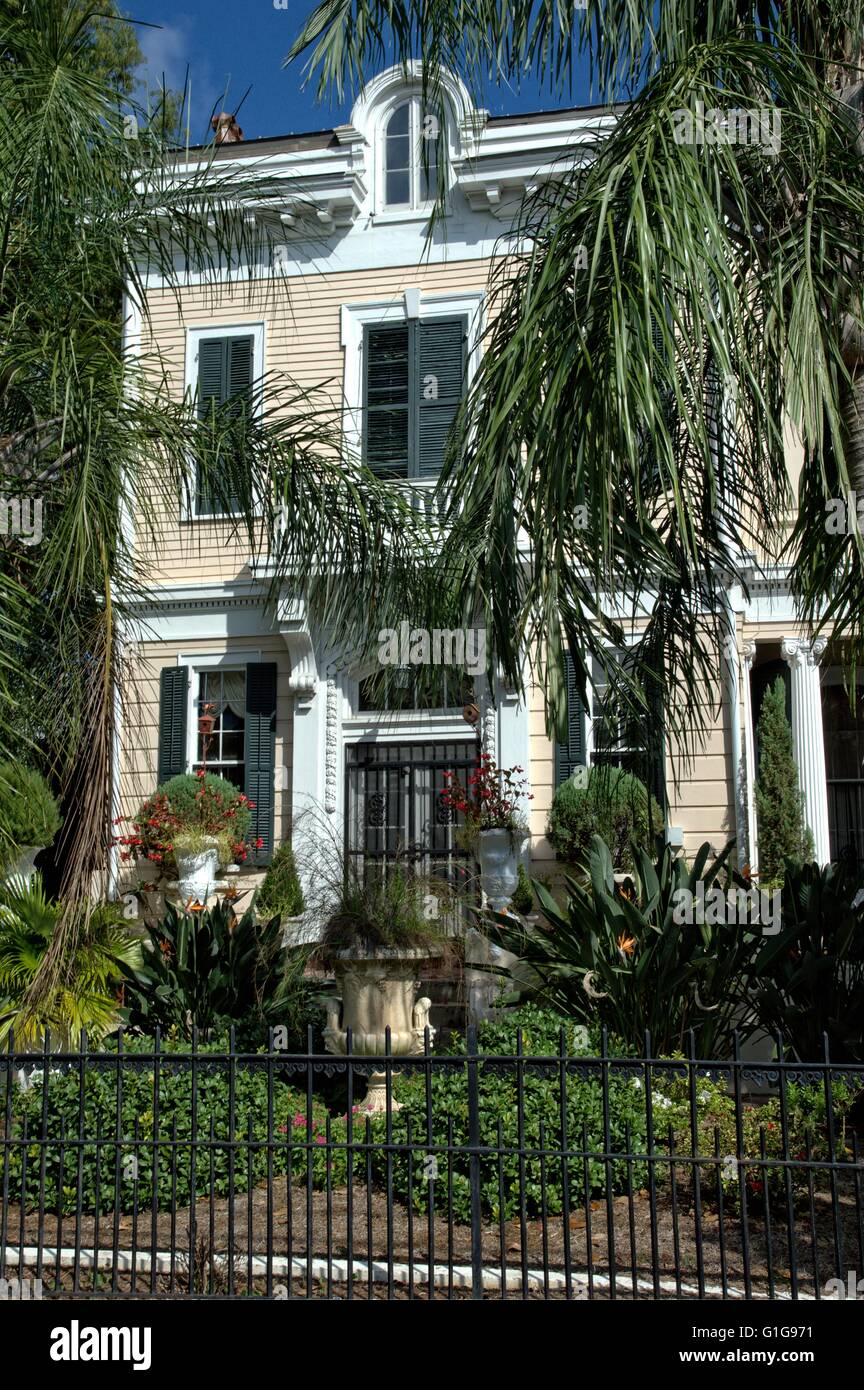 Vintage historic homes in the Garden district of New Orleans Louisiana ...