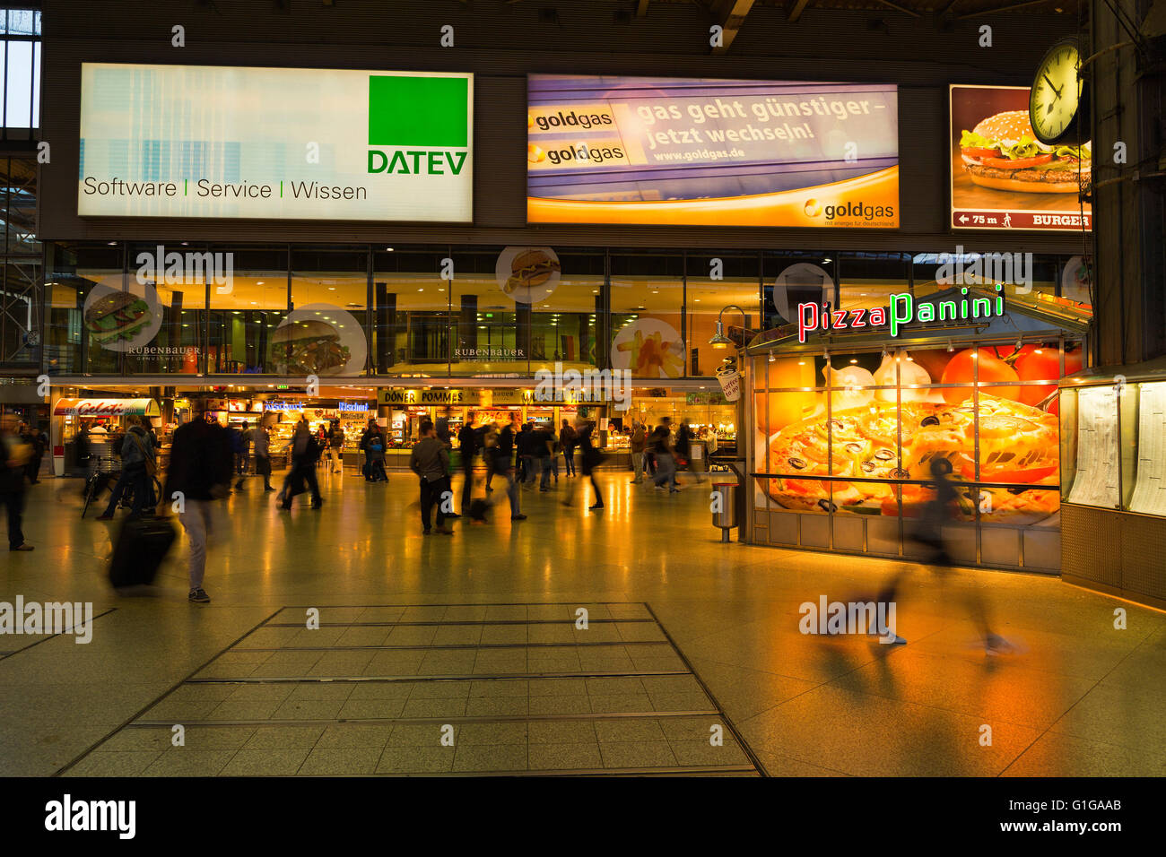 Munich central station hires stock photography and images Alamy