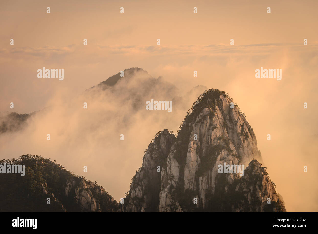 Sunrise at Yellow mountain in Anhui province, China Stock Photo