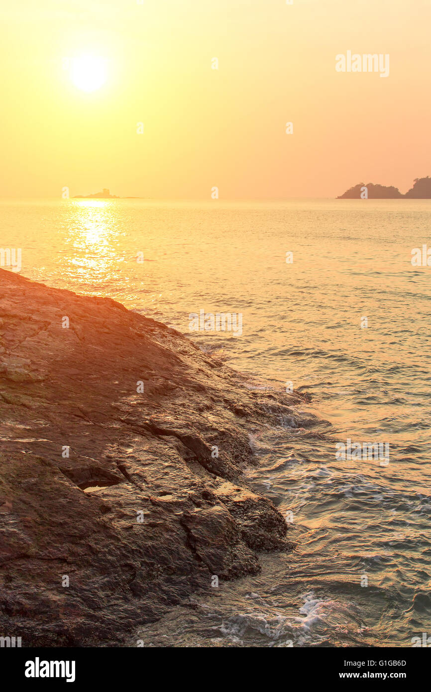 Beautiful rocky sea beach sunset hi-res stock photography and images ...