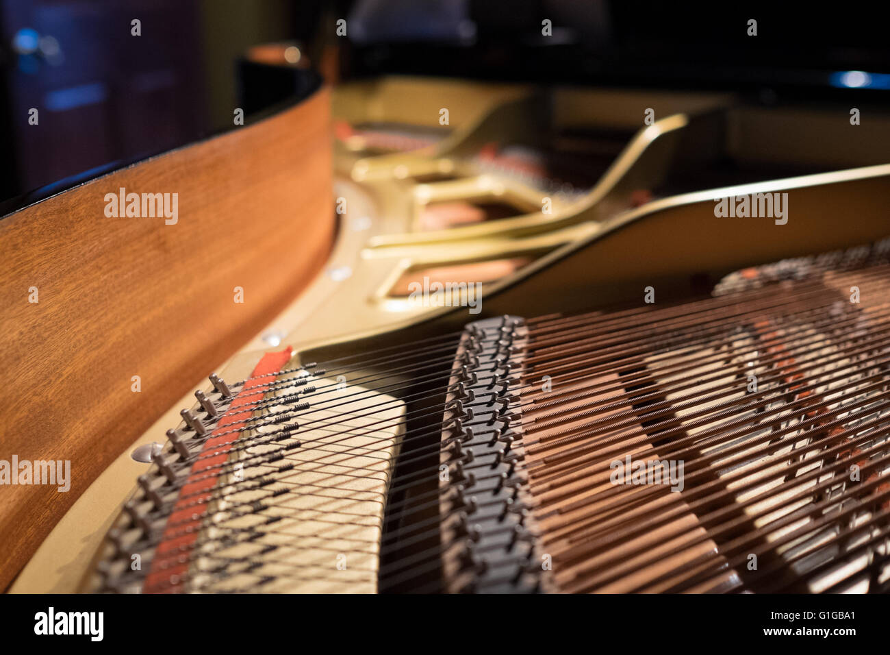 Grand piano inside hires stock photography and images Alamy