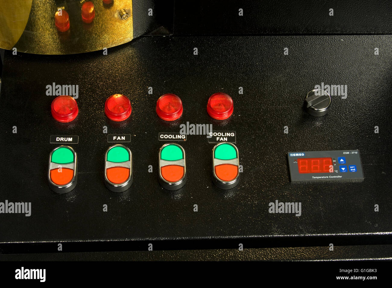 Usta Industrial Coffee Roasting Machine Stock Photo Alamy