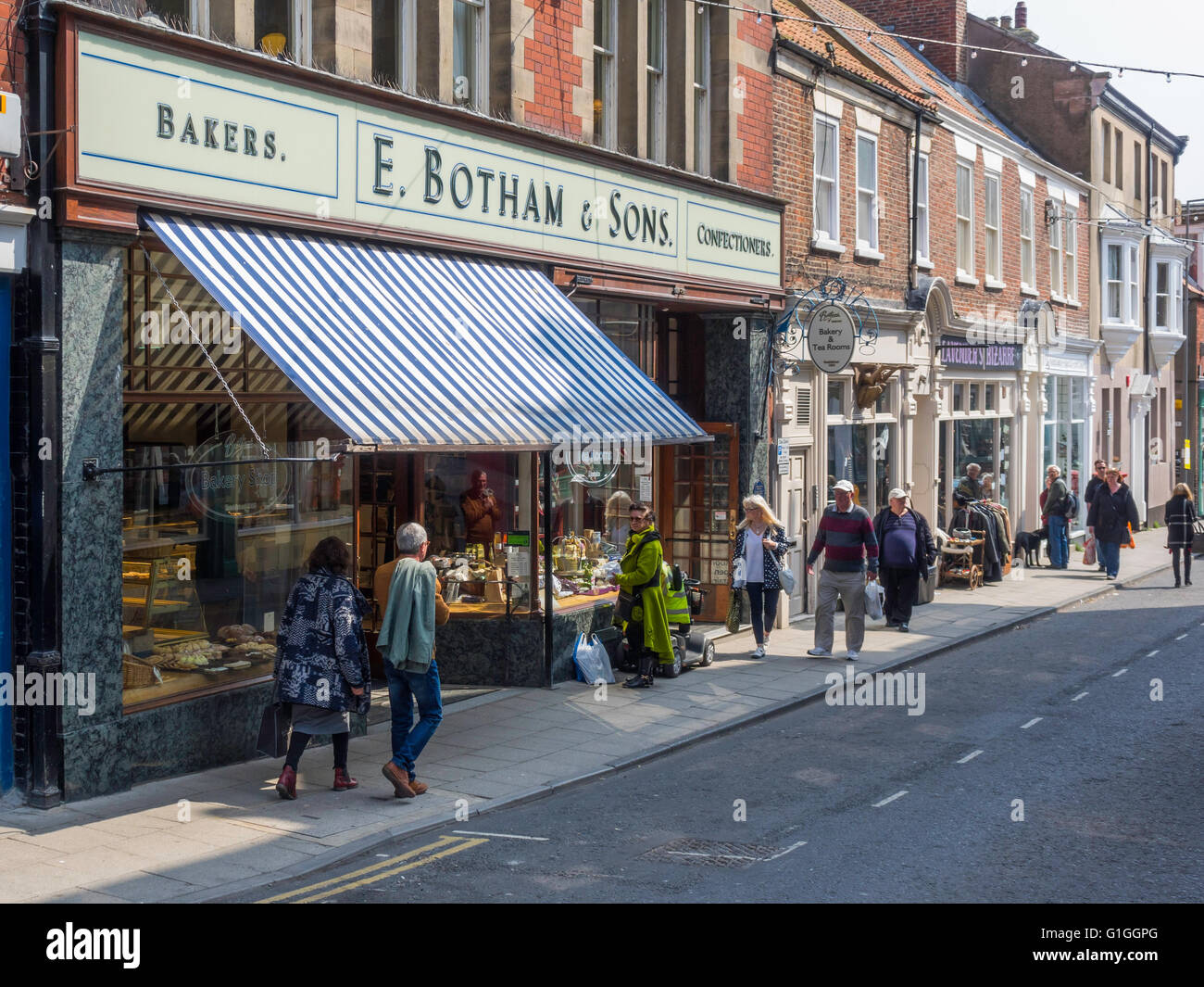 Shop front of Elizabeth Botham's Bakery and Cake Shop in Whitby with