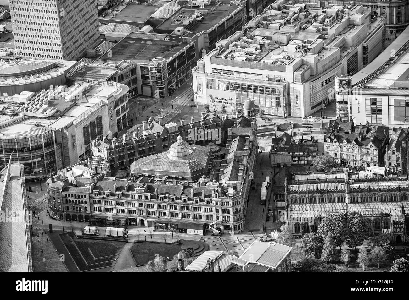 Aerial photo of Manchester Corn Exchange, Arndale Centre, Exchange Square, Manchester Cathedral Stock Photo