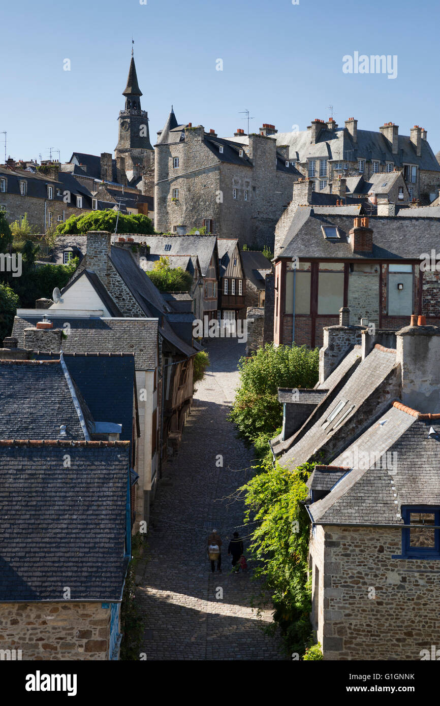 View along Rue du Jerzual to Tour de l'Horloge, Dinan, Cotes d'Armor, Brittany, France, Europe Stock Photo