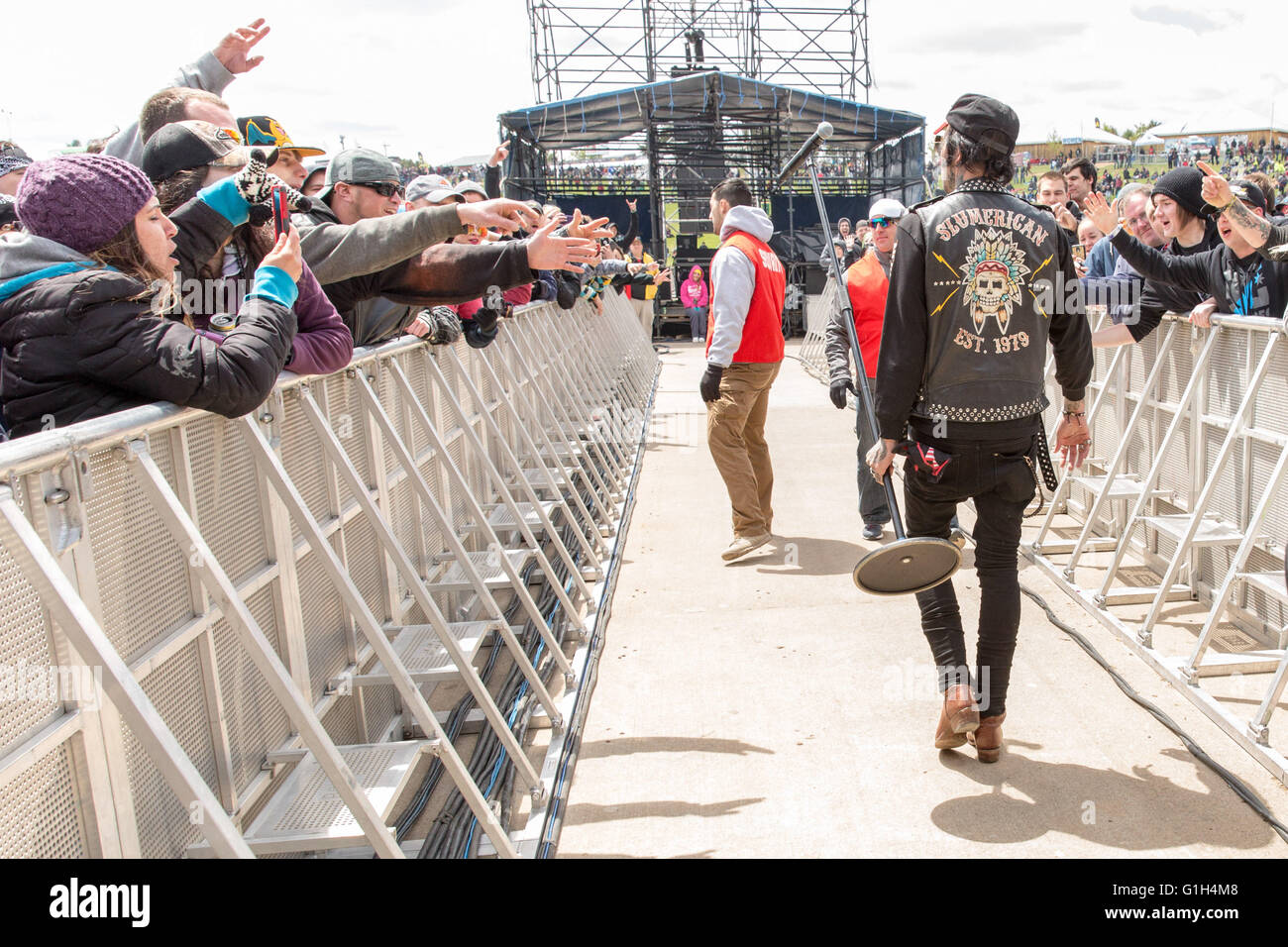 Somerset, Wisconsin, USA. 14th May, 2016. Rapper YELAWOLF walks through the crowd at Somerset Amphitheater during the Northern Invasion Music Festival in Somerset, Wisconsin © Daniel DeSlover/ZUMA Wire/Alamy Live News Stock Photo