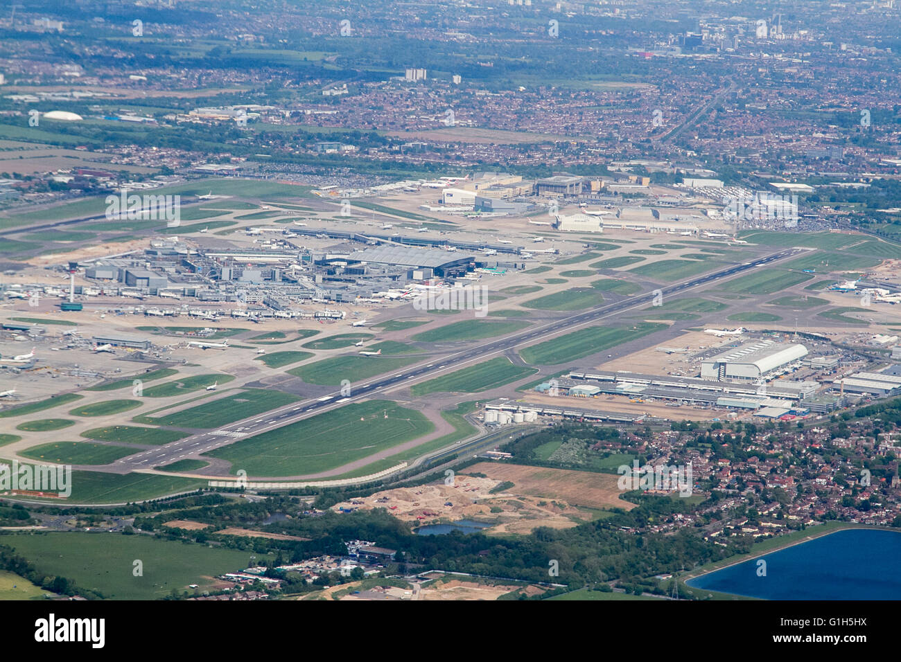 London,UK. 15th May 2016. An aerial photograph of Heathrow Airport runway .Heathrow airport renumeration as part of a bonus scheme which has been linked to the third runway and whether they can convince the Government to back building the controversial third runway at Heathrow airport costing £17billion Credit:  amer ghazzal/Alamy Live News Stock Photo