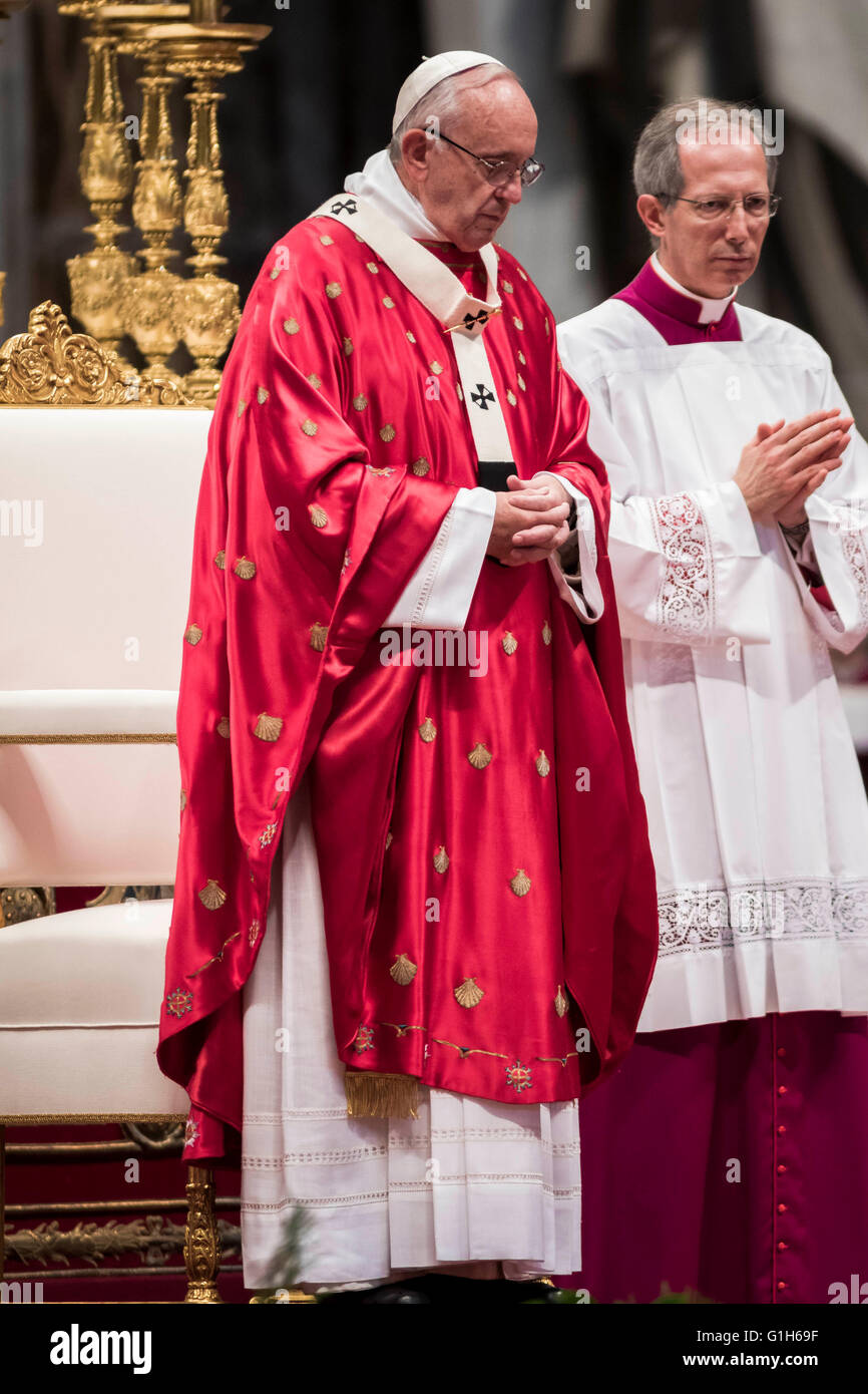 Fifty days after easter sunday hi-res stock photography and images - Alamy