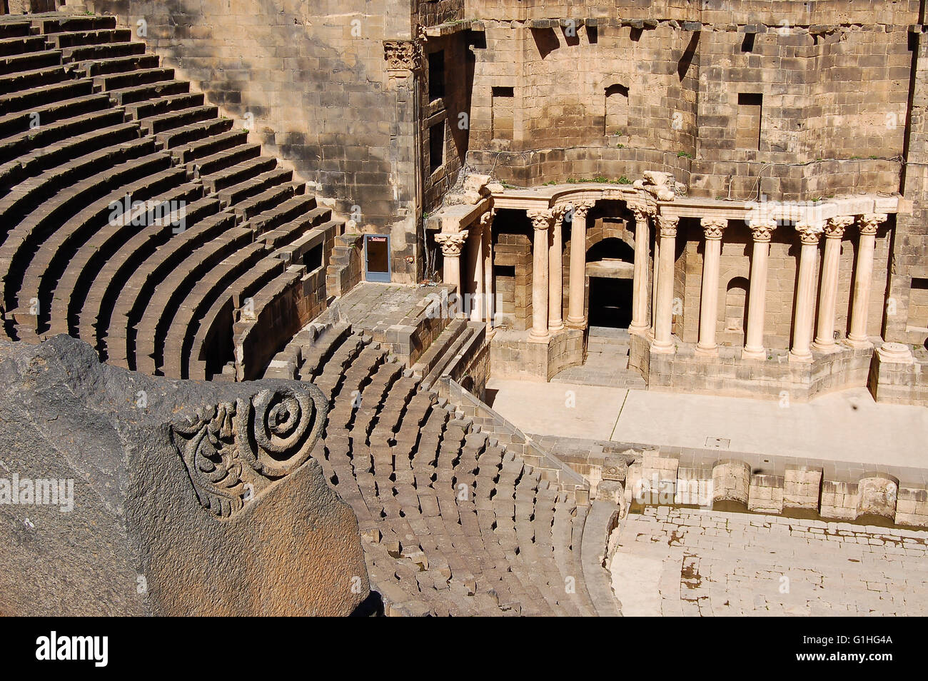 view of the amphitheater of Palmyra , Syria ancient arch architecture ...