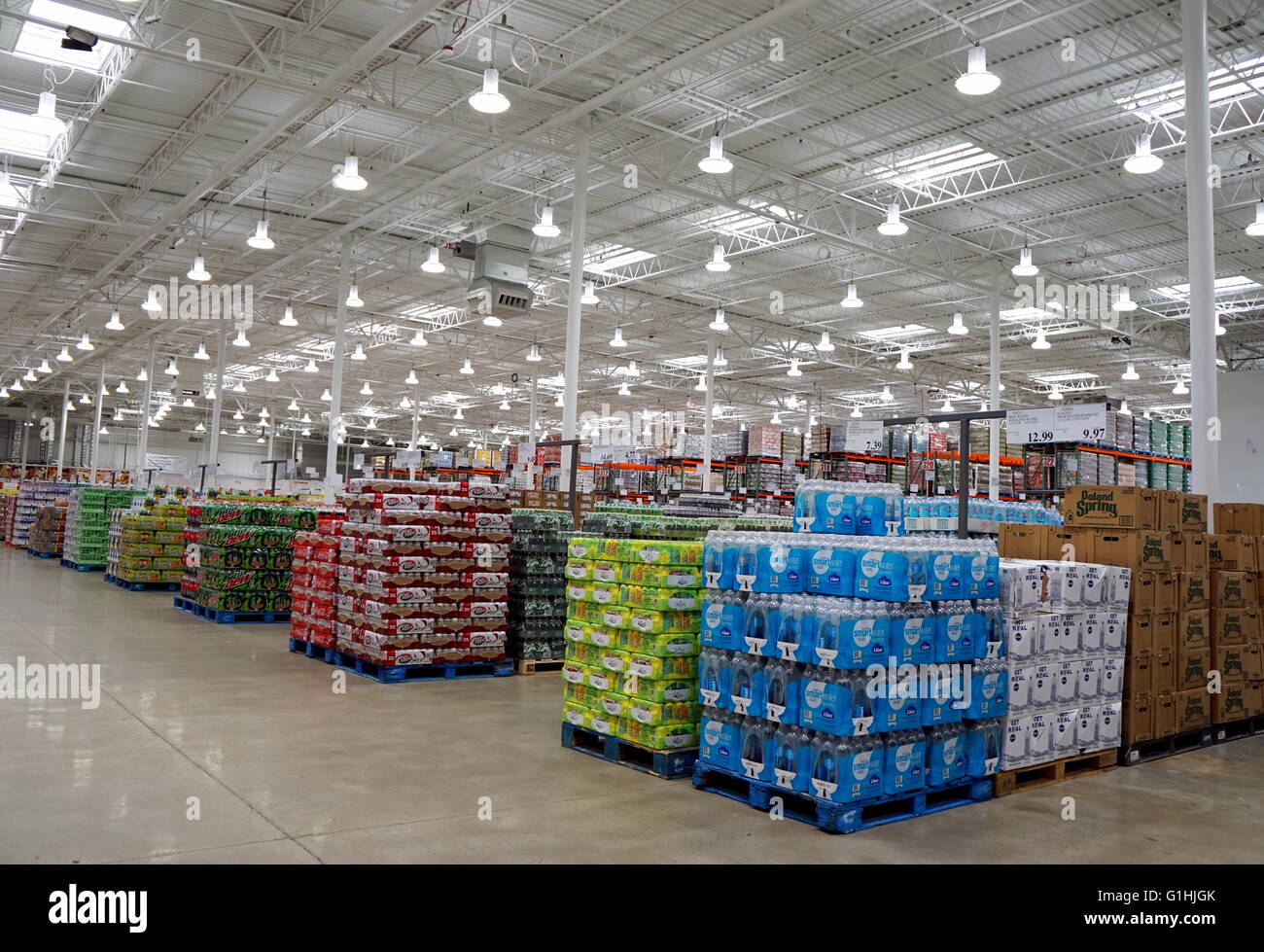 Inside the Costco Business Center Warehouse, Hackensack, New Jersey, USA Stock Photo