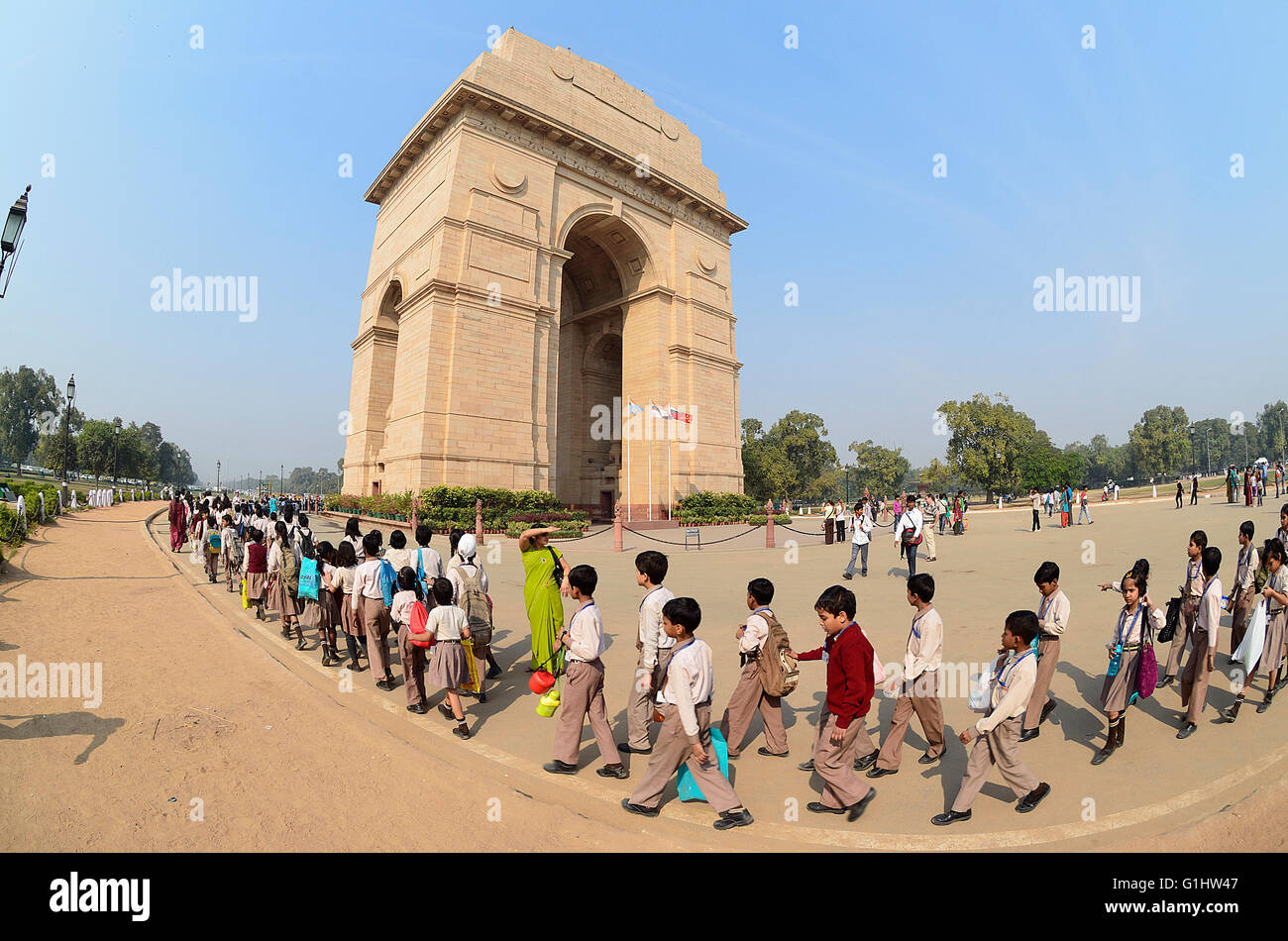 Schoolchildren on excursion visit to India Gate, New Delhi, India Stock Photo