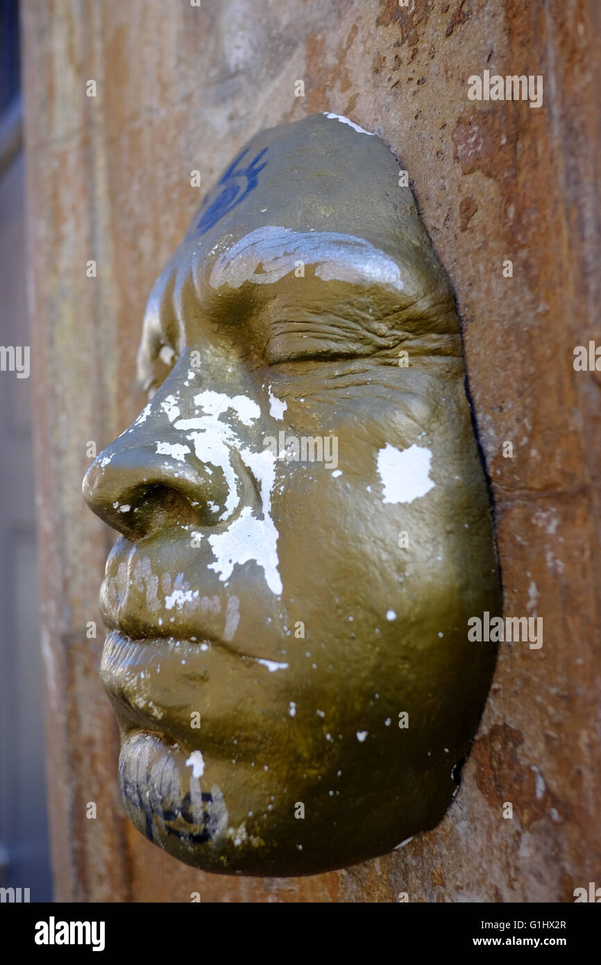 Plaster cast face hi-res stock photography and images - Alamy
