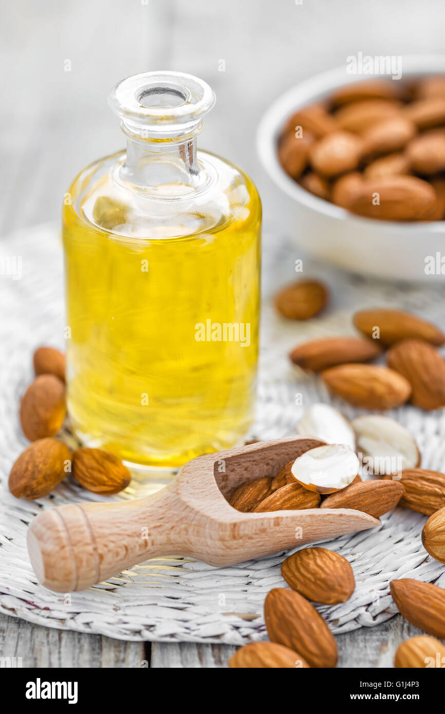 Almond extract hires stock photography and images Alamy