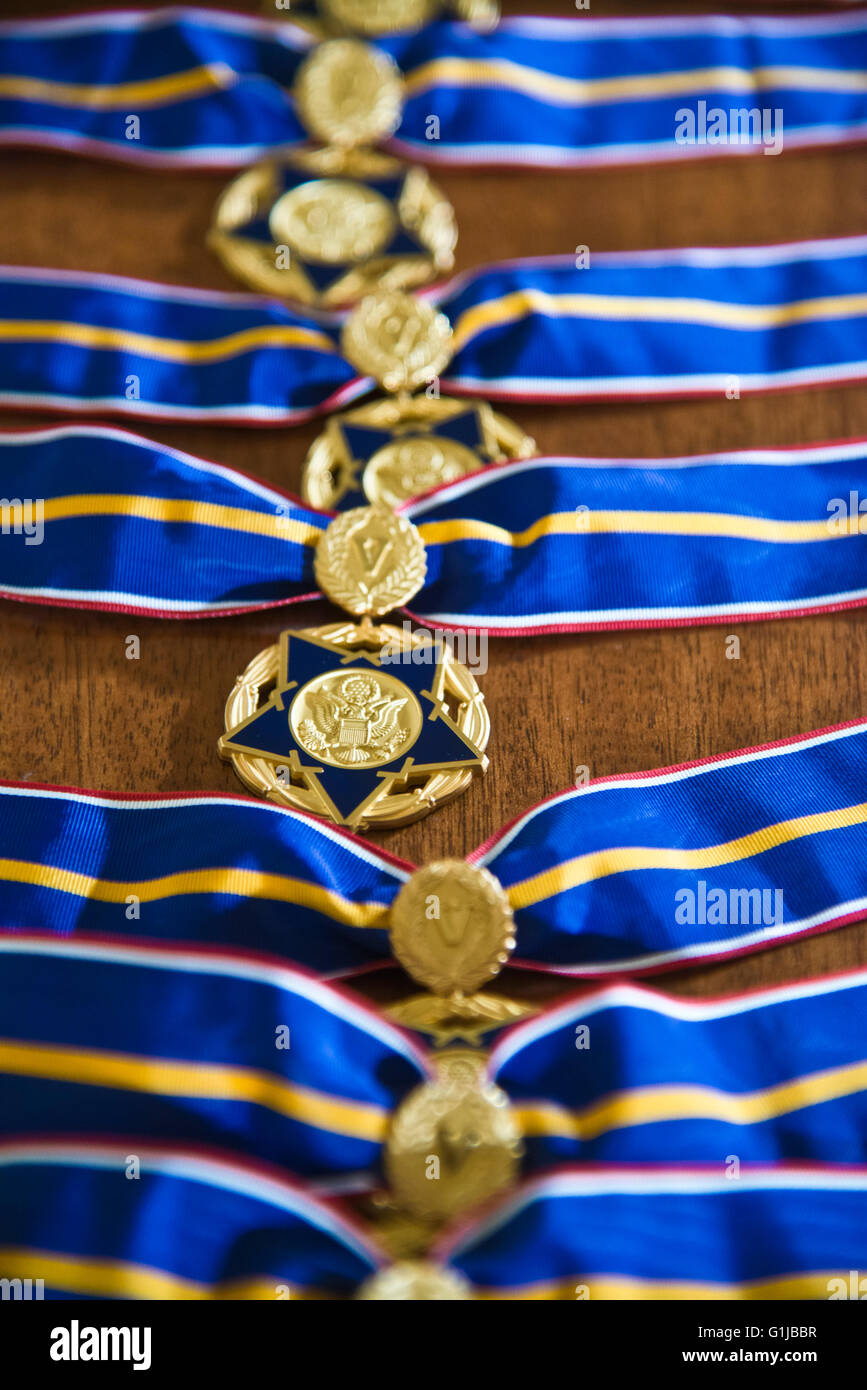 Washington, DC, USA. 16th May, 2016. The Medal of Valor is awarded by ...