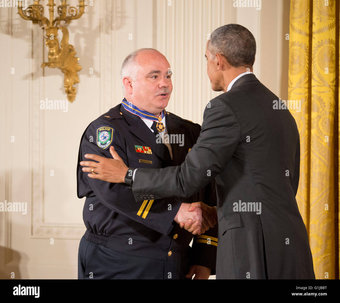Washington, DC, USA. 16th May, 2016. The Medal of Valor is awarded by ...