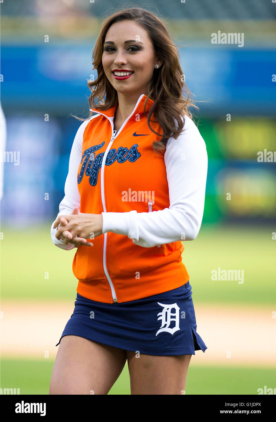 Detroit, Michigan, USA. 16th May, 2016. Detroit Tigers Energy Squad member  during MLB game action between the Minnesota Twins and the Detroit Tigers  at Comerica Park in Detroit, Michigan. The Tigers defeated