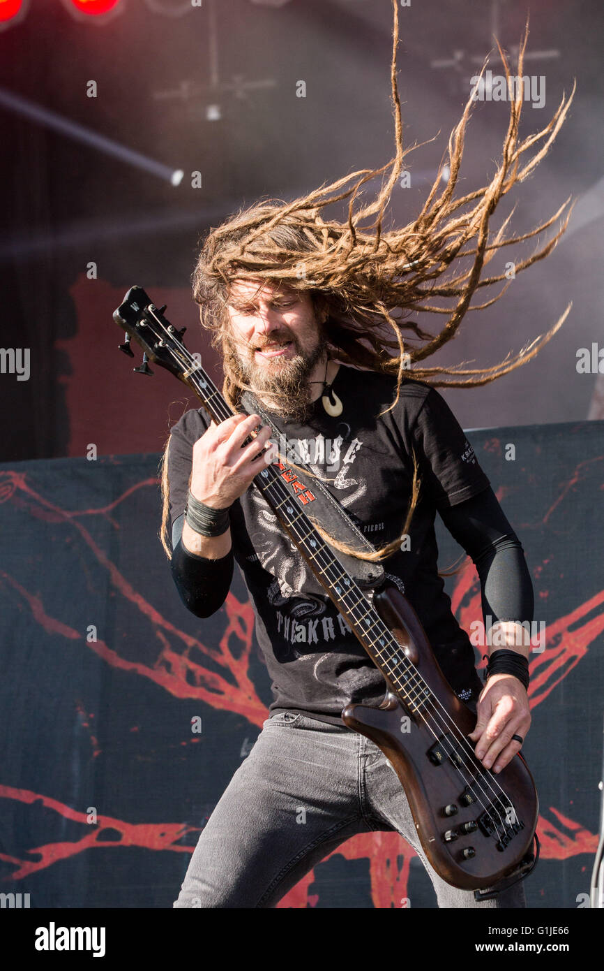 Somerset, Wisconsin, USA. 15th May, 2016. Bassist KYLE SANDERS of