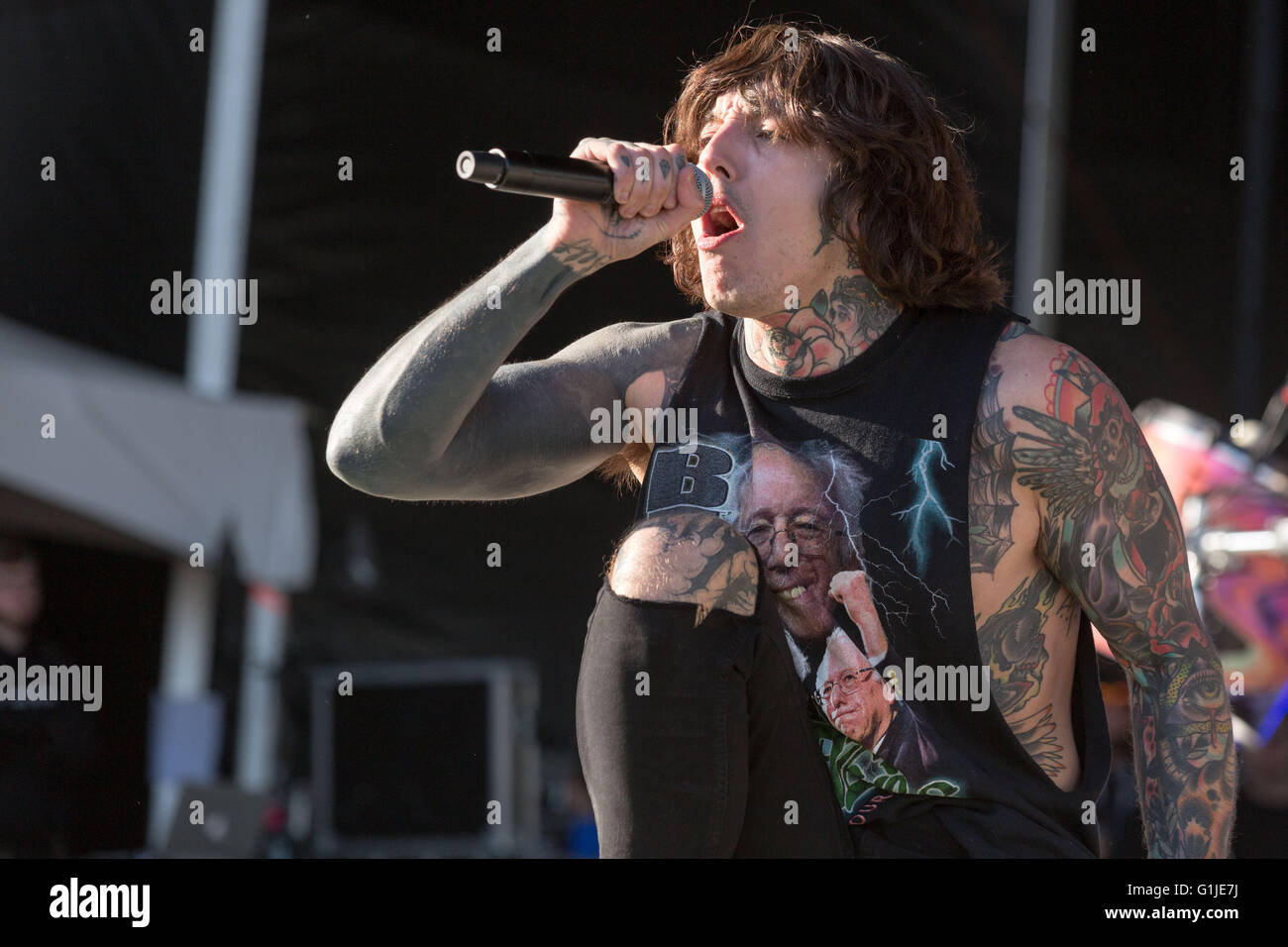 Somerset, Wisconsin, USA. 15th May, 2016. Singer OLIVER SYKES of Bring Me  the Horizon performs live at Somerset Amphitheater during the Northern  Invasion Music Festival in Somerset, Wisconsin © Daniel DeSlover/ZUMA  Wire/Alamy