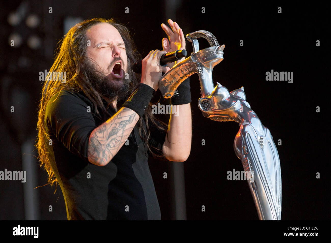 Somerset, Wisconsin, USA. 15th May, 2016. Singer JONATHAN DAVIS of Korn performs live at Somerset Amphitheater during the Northern Invasion Music Festival in Somerset, Wisconsin © Daniel DeSlover/ZUMA Wire/Alamy Live News Stock Photo