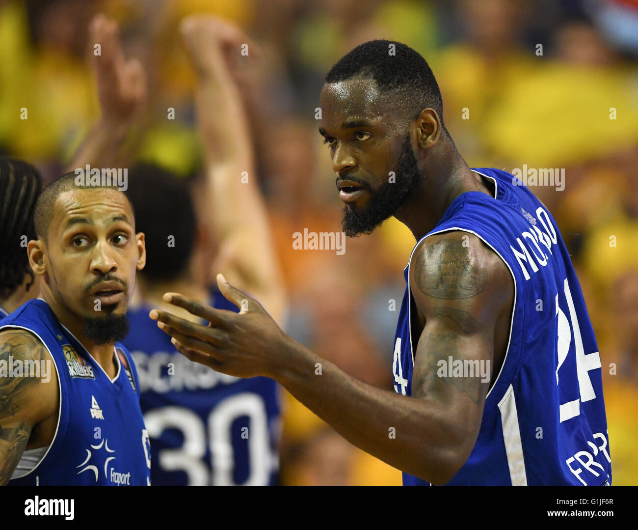 Frankfurt's John Little (L) and teammate Mike Morrison talk during the  German Bundesliga basketball playoffs quarter final match between ALBA  Berlin and Skyliners Frankfurt in the Max-Schmeling-Halle in Berlin,  Germany, 11 May