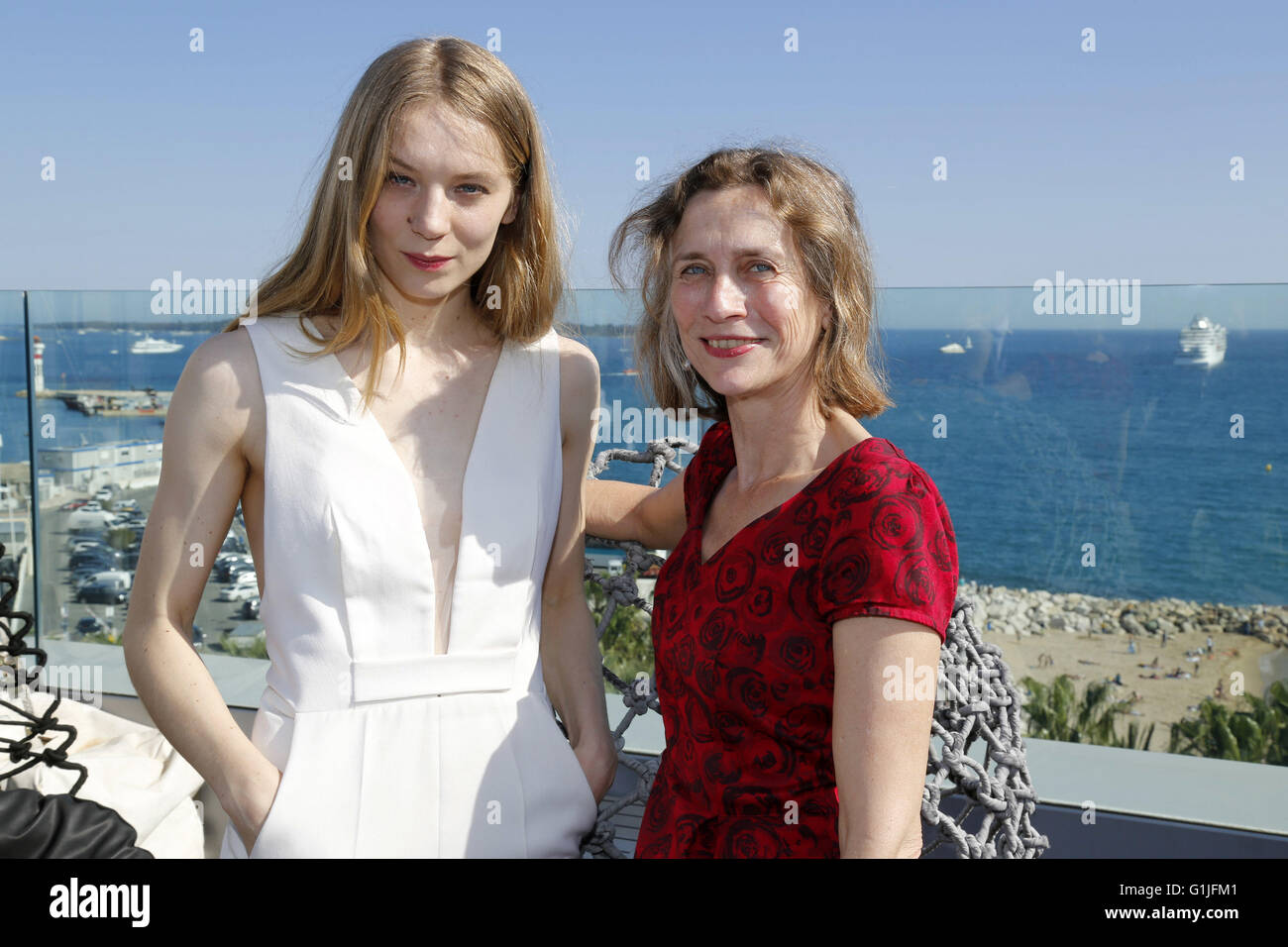 Lilith Stangenberg and Mariette Rissenbeek attending the NRW Reception during the 69th Cannes Film Festival at the roof terrace of Radisson Blu Hotel on May 15, 2016 in Cannes, France. | usage worldwide/picture alliance Stock Photo