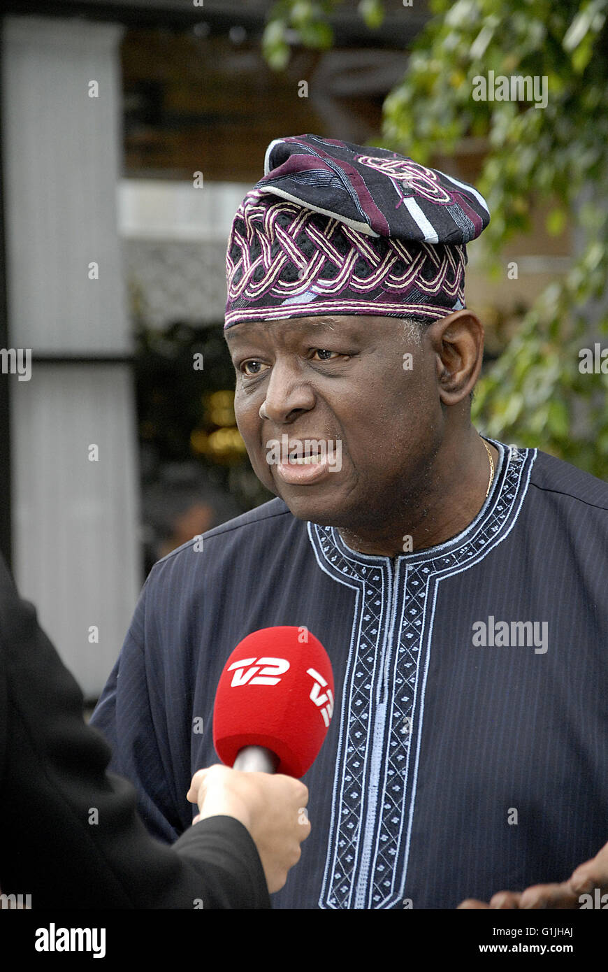 Copenhagen, Denmark. 17th May, 2016. Dr.Babatunde Osotimehin UNFPA executive director been interview by Danish 2nd national boardcasting company at on 2nd day of 'Women deliver the 4th Global conference, in Bella Center Copenhagen Denmark /Photo. Francis Joseph Dean/Deanpictures. Credit:  Francis Joseph Dean / Deanpictures/Alamy Live News Stock Photo