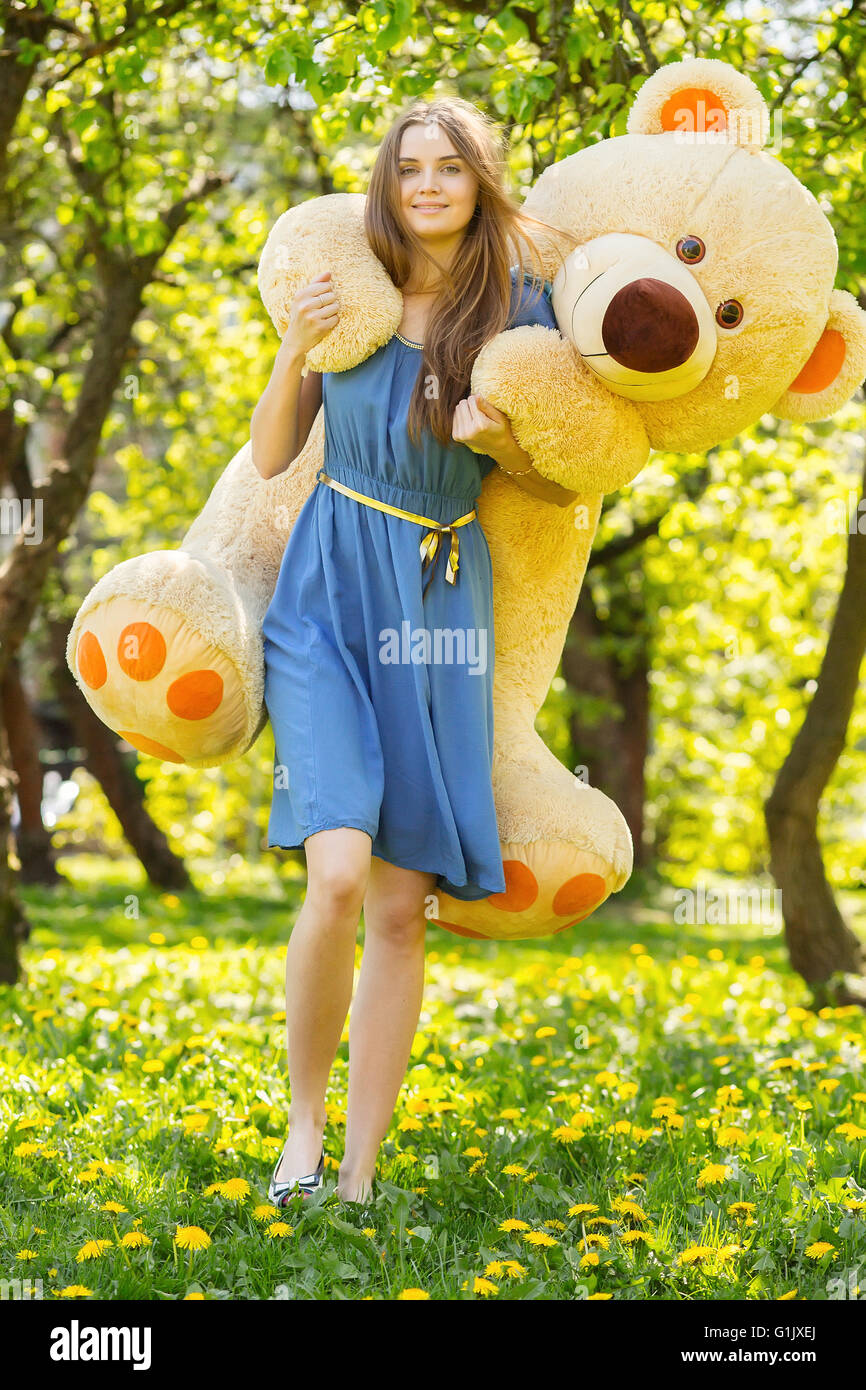girl with a teddy
