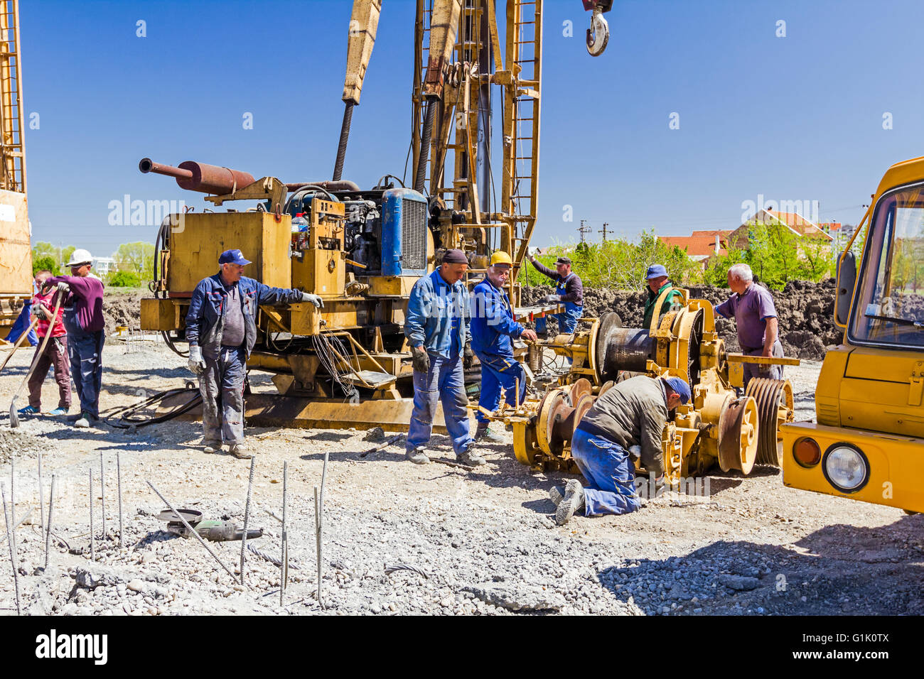 Disassembly, assembly, or replacing spare gearbox of the construction