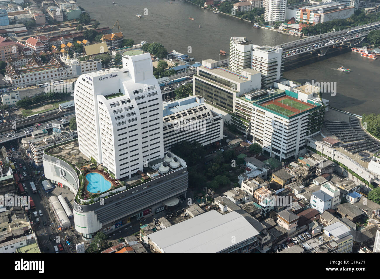 Bangkok Centre Point Silom Building Stock Photo Alamy