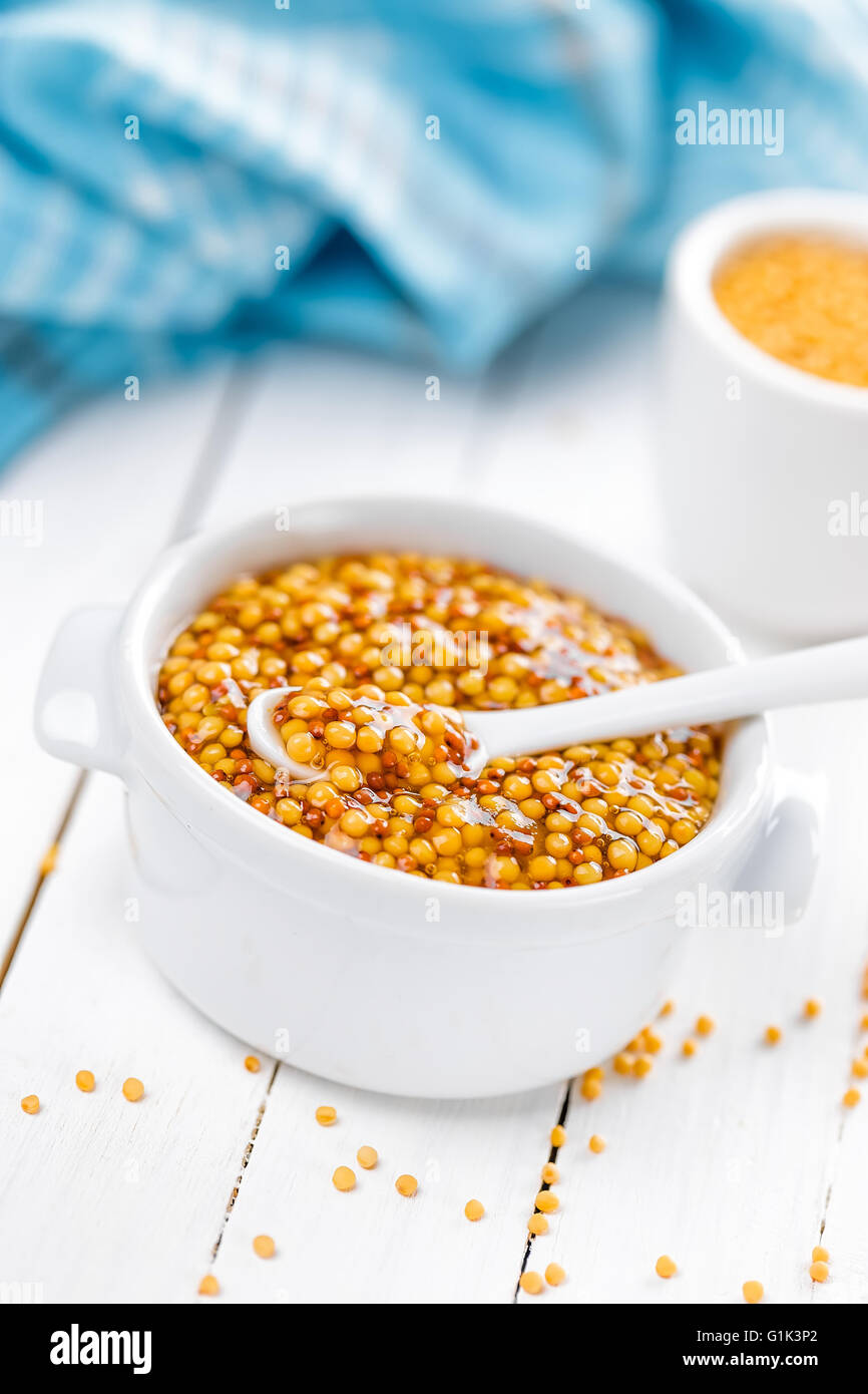 French mustard cream sauce hi-res stock photography and images - Alamy