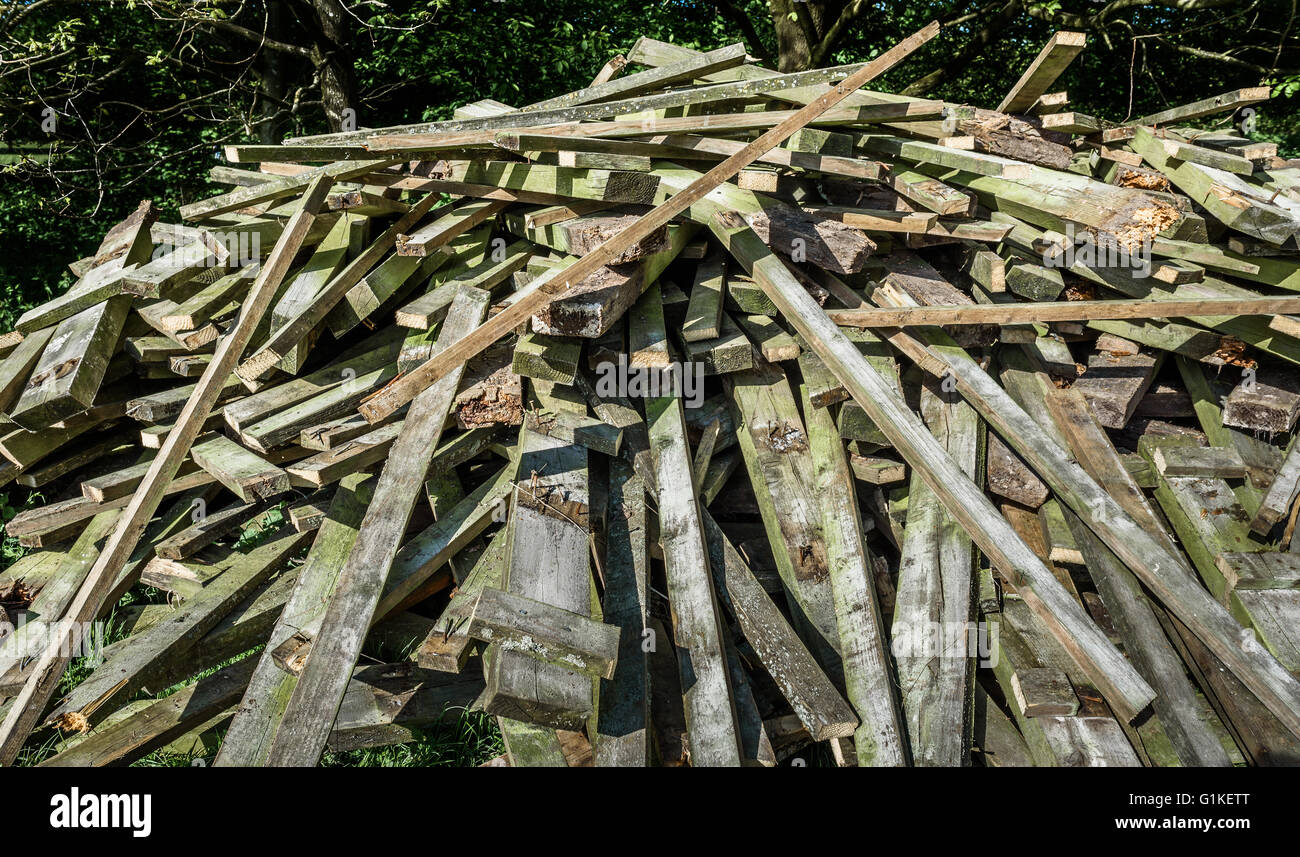 Plank stack hi-res stock photography and images - Alamy