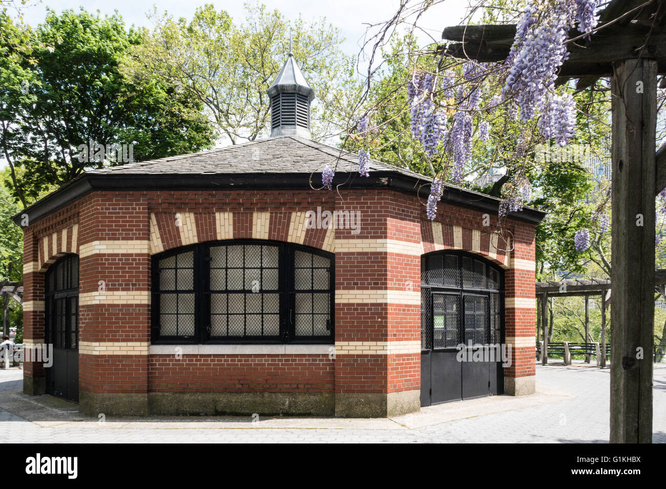 Chess & Checkers House, Central Park, NYC Stock Photo Alamy