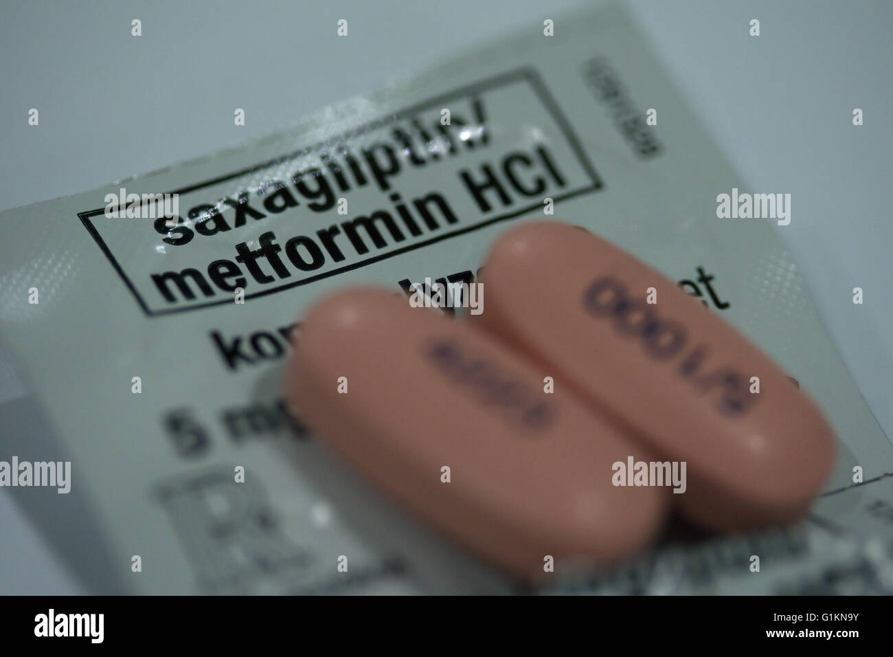 Metformin drug used to combat Diabetes Mellitus Stock Photo