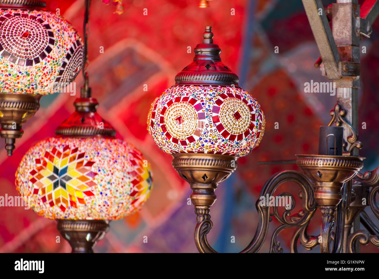Souvenir, Oriental style lamps craft in a bazaar Stock Photo - Alamy