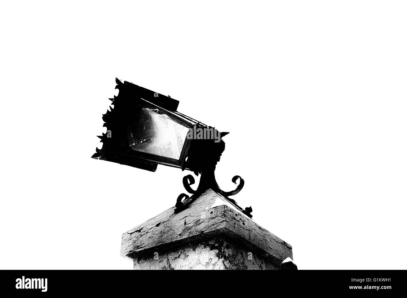 Broken streetlight Black and White Stock Photos & Images - Alamy