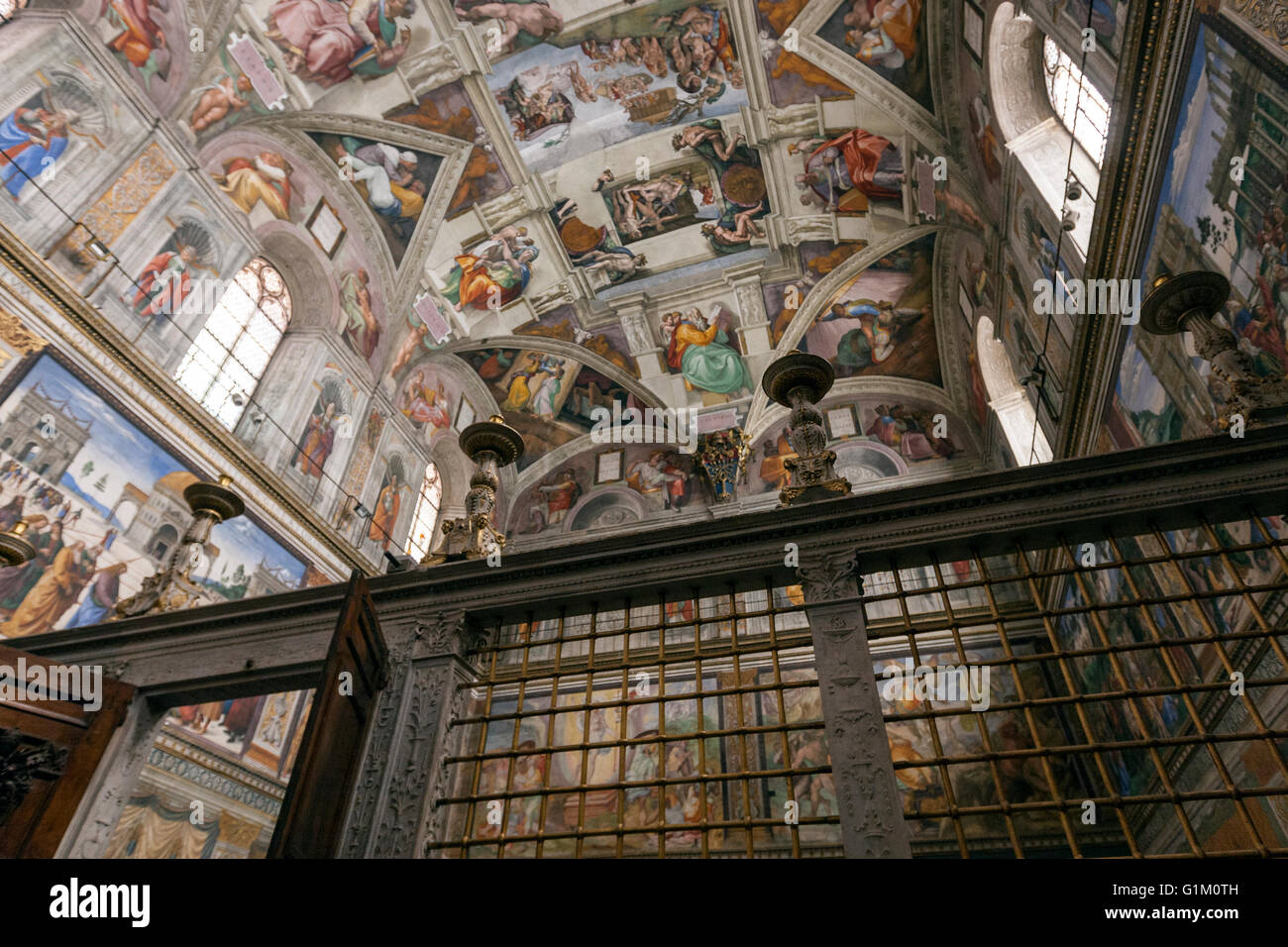 The Sistine Chapel ceiling, painted by Michelangelo Stock Photo