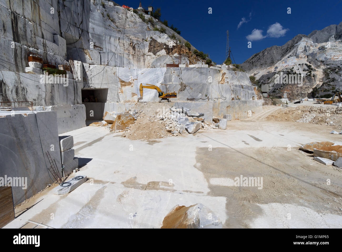 Marble cave italy hires stock photography and images Alamy