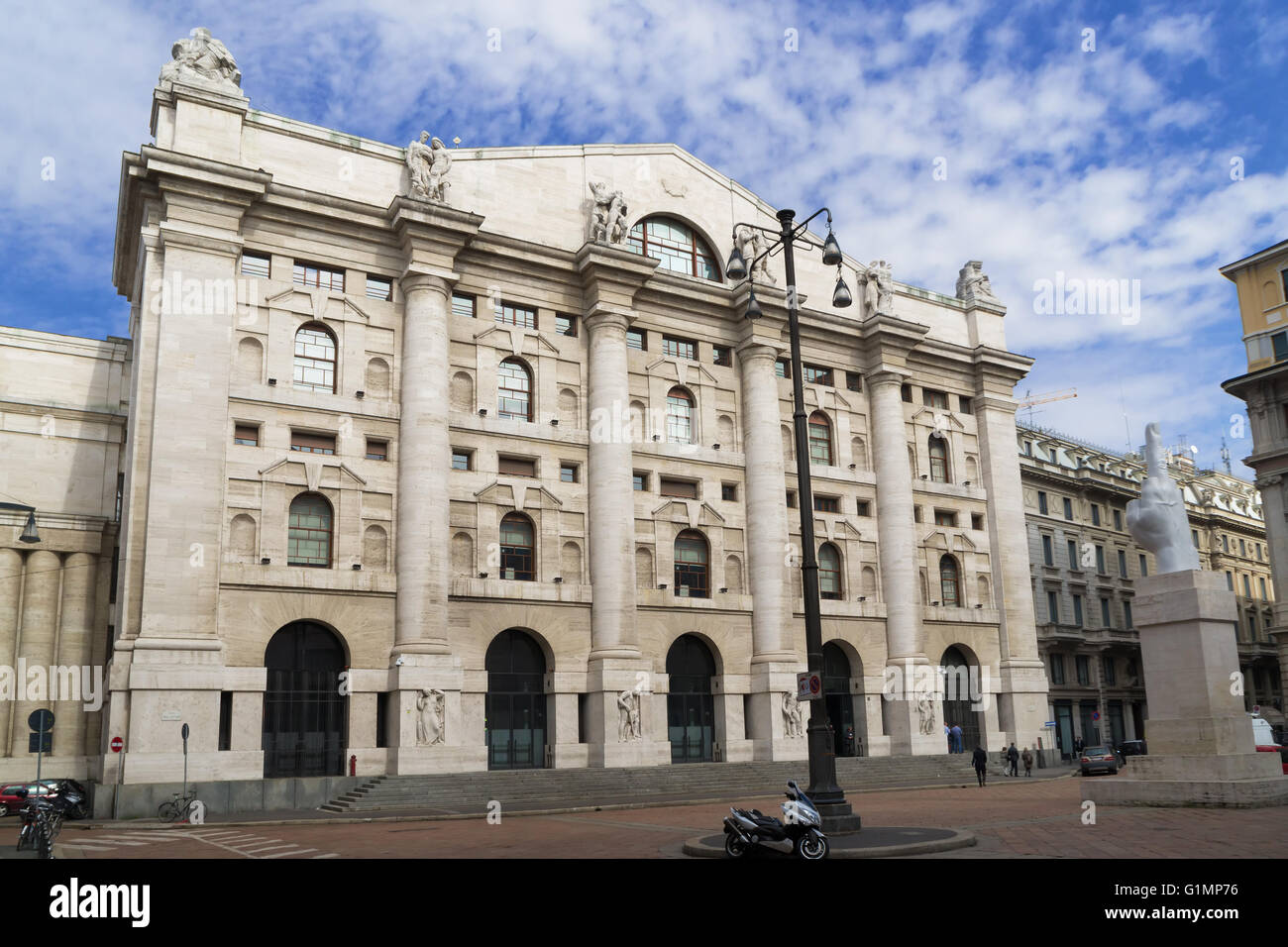 Italian stock exchange hi-res stock photography and images - Alamy