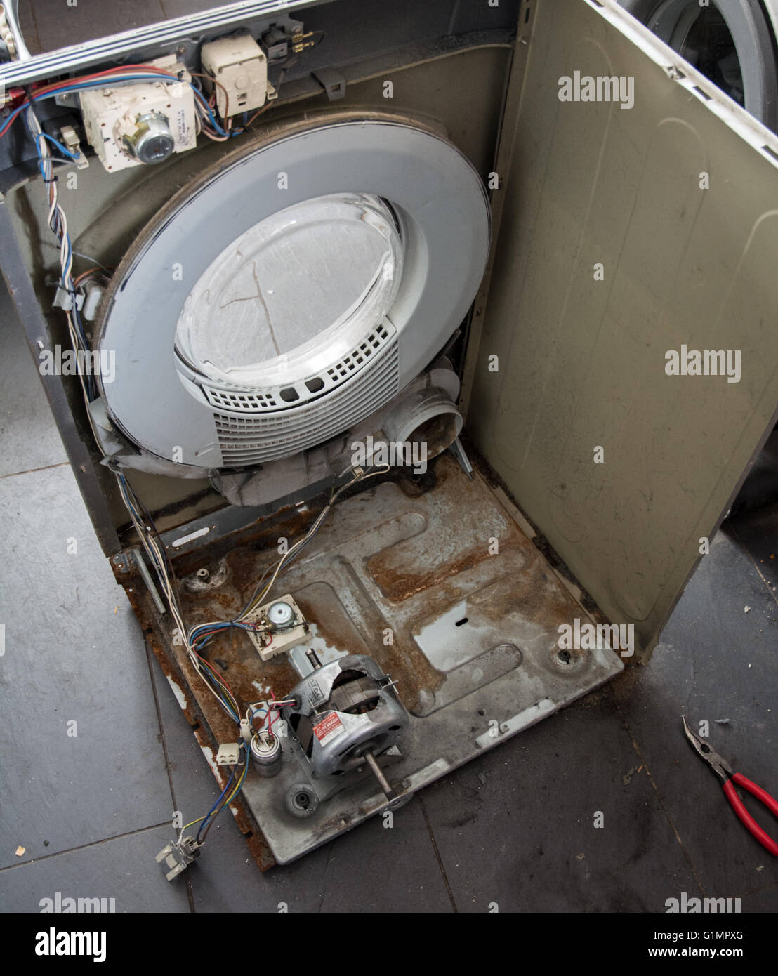 Tumble dryer fire hires stock photography and images Alamy