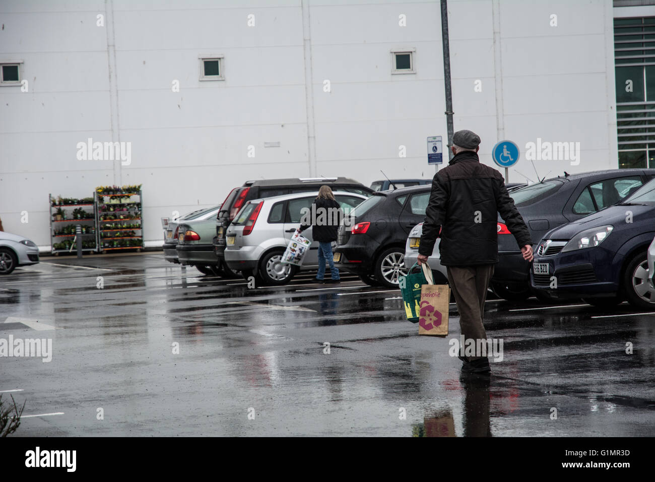 Asda in Lowestoft in the rain Stock Photo Alamy