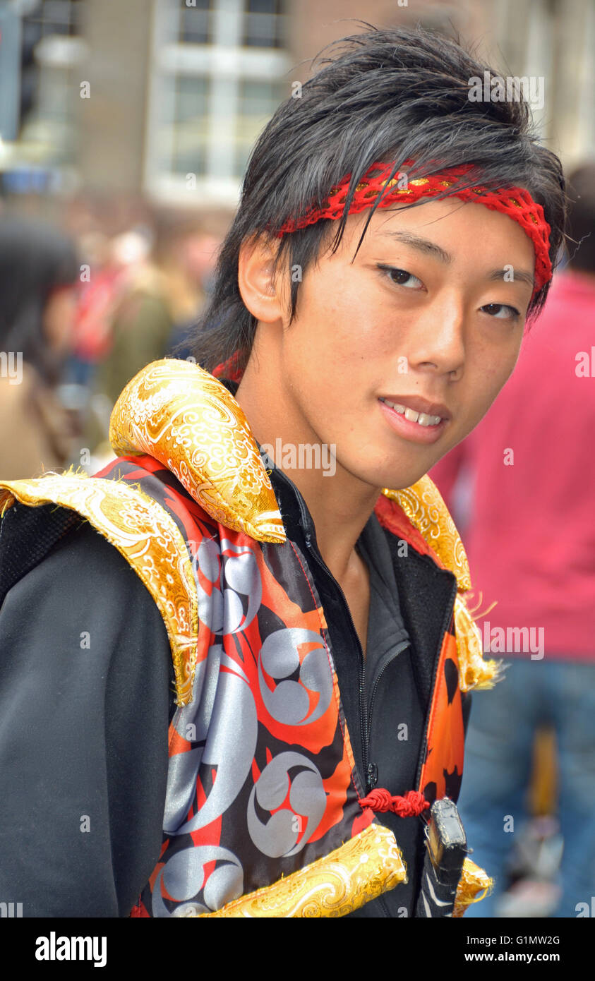 Street performers at Edinburgh Fringe Festival, Scotland, UK Stock Photo