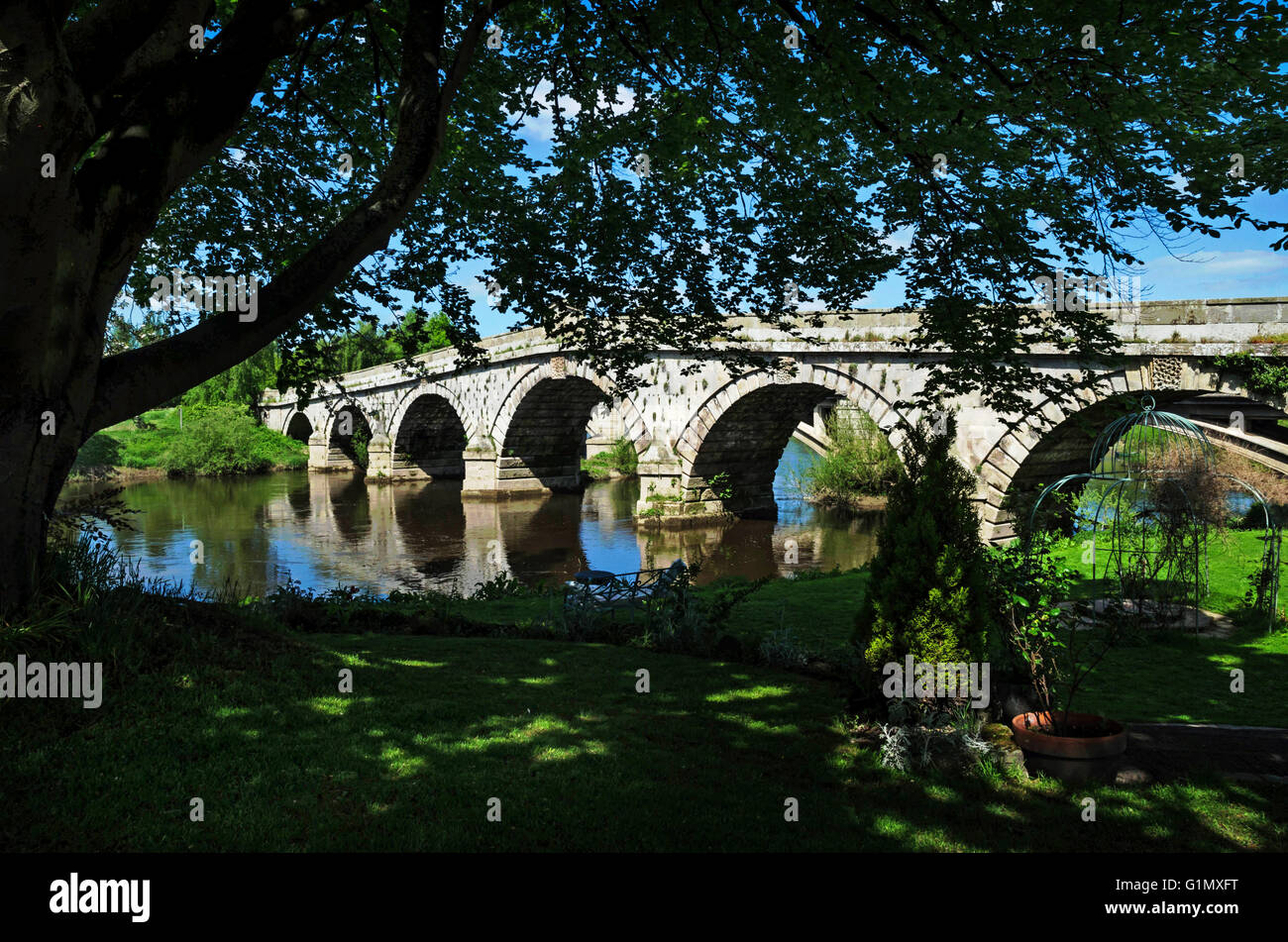 Shrewsbury Bridges High Resolution Stock Photography and Images - Alamy