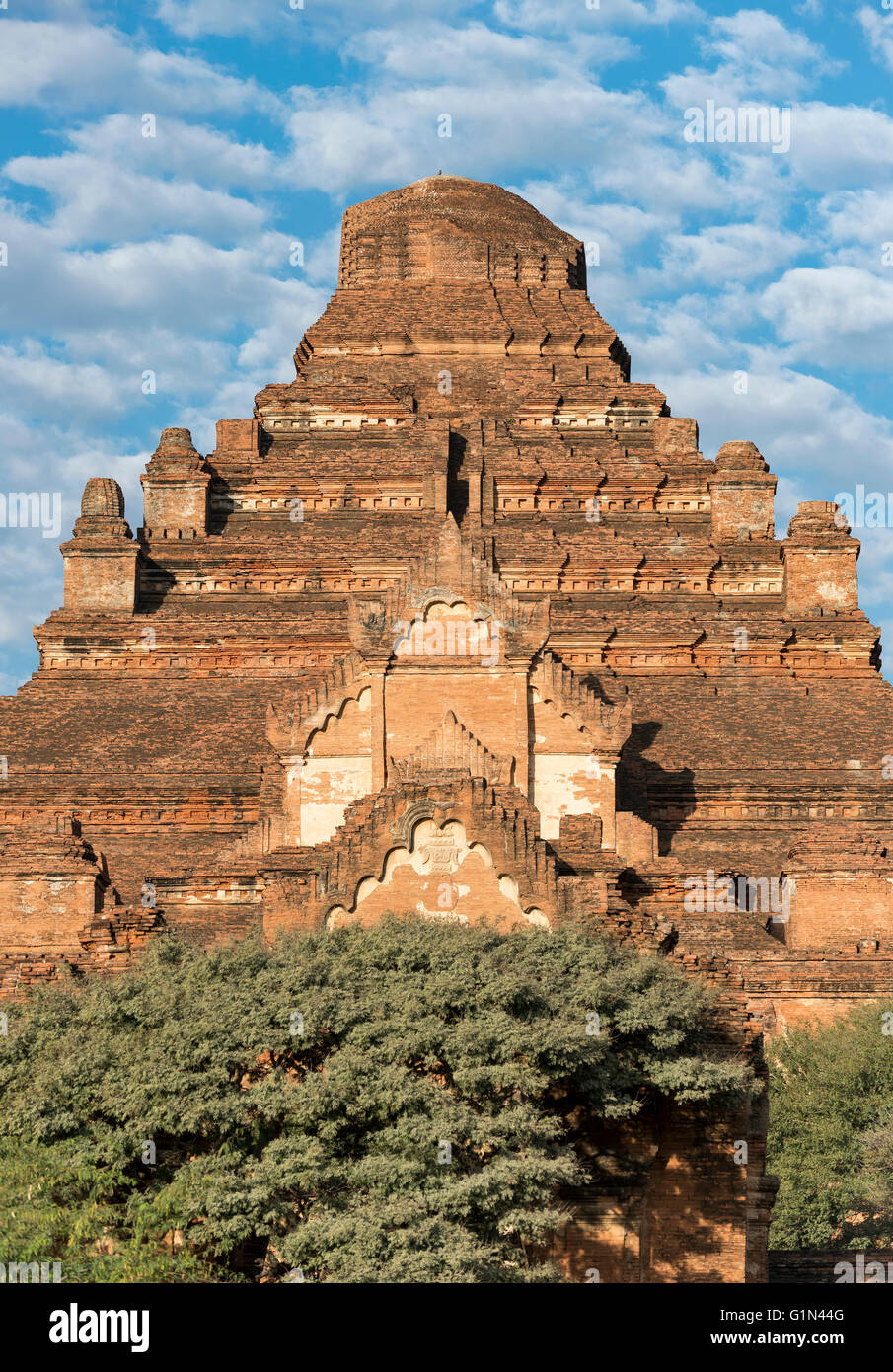 Dhammayangyi Temple (Paya), Bagan, Burma (Myanmar) Stock Photo