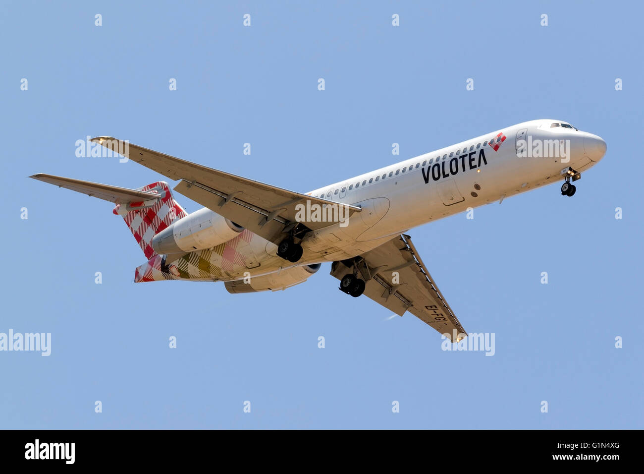 Volotea Boeing 717-2BL [EI-FGI] on long finals for runway 31. Volotea is a low cost Spanish Airline. Stock Photo